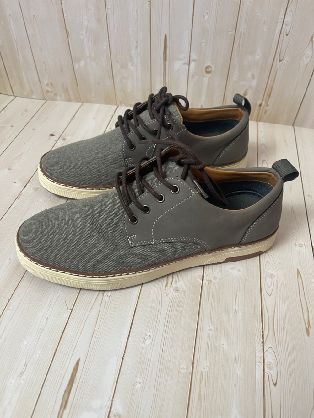 St. John's Bay Jacob Canvas Lace-Up Oxford  Shoes size 9